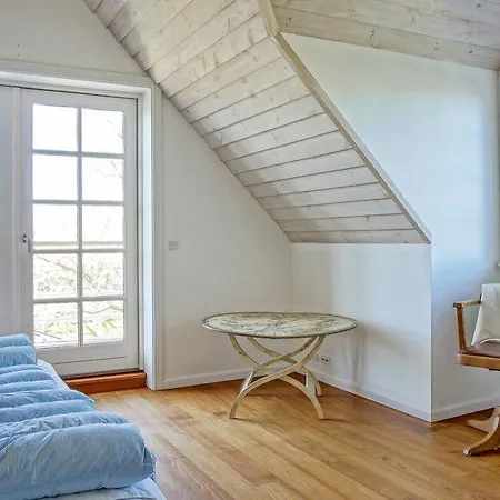 Holiday home Sleeps 7 Wifi